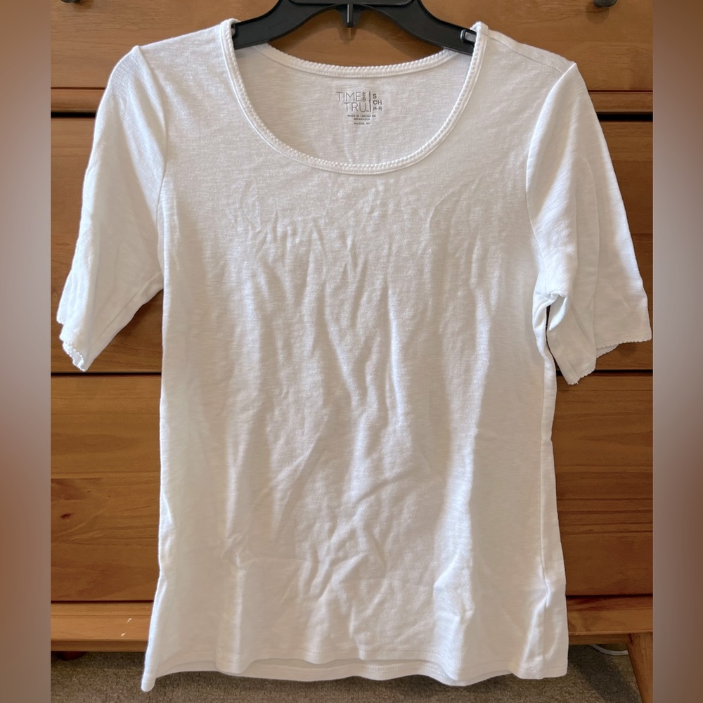 Time and Tru White Camisole Women’s Size S